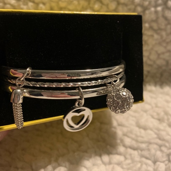 Silver Liz Claiborne bangle set - Picture 3 of 4